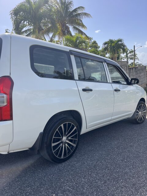 2016 Toyota Probox