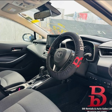 2020 Toyota Corolla Touring Hybrid