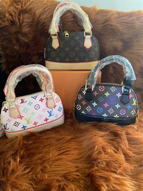 Coaches Chanel  And Men Cross Bags For Sale