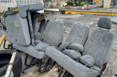 Toyota High Roof Reclining Seat Set