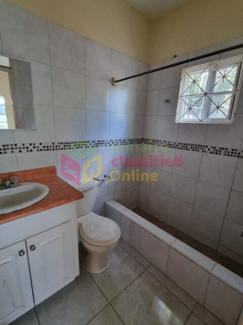 Spacious 2 Bedrooms for Rent in Mona, Kingston