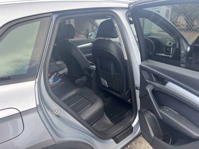 2018 Lady Driven Audi Q5
