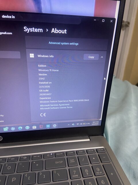 Laptop