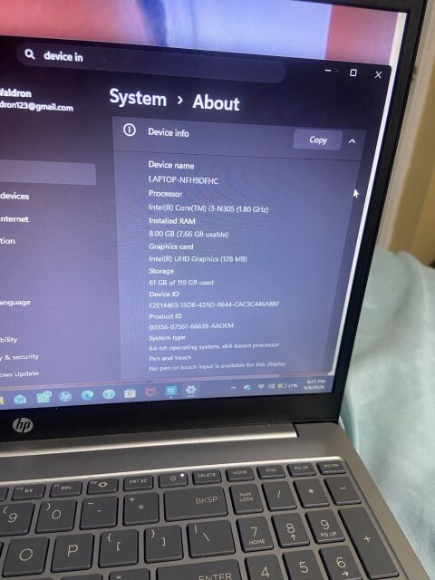 Laptop