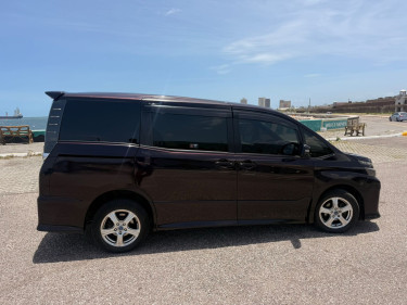 2015 Toyota Voxy ZS  Vans & SUVs Kingston 