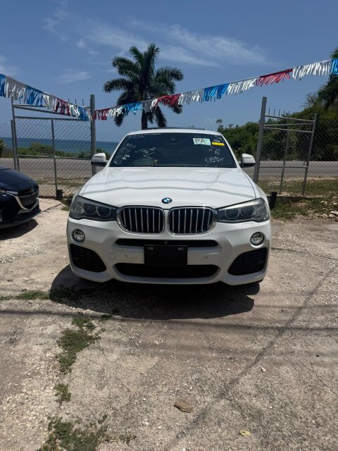 BMW 2015 Vans & SUVs Montego Bay