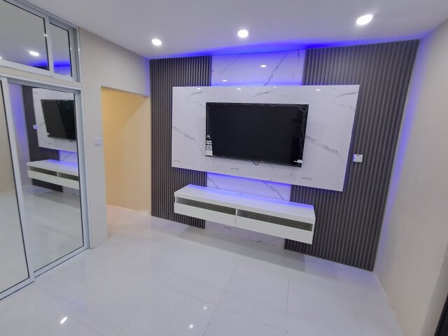 Skyline Close 1 Br 1 Bth Apt