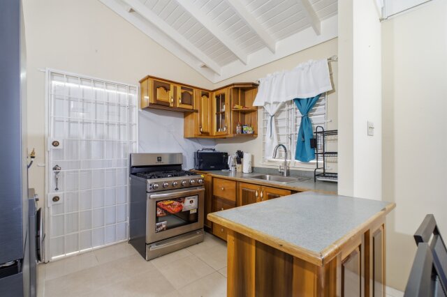 2 Bedroom House, Emerald Estate, St. Mary