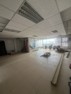 SPACE FOR RENT – PRIME COMMERCIAL LOCATION
