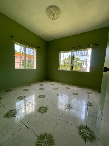 Spacious 3 Bedrooms For Rent In Bellaire Meadows