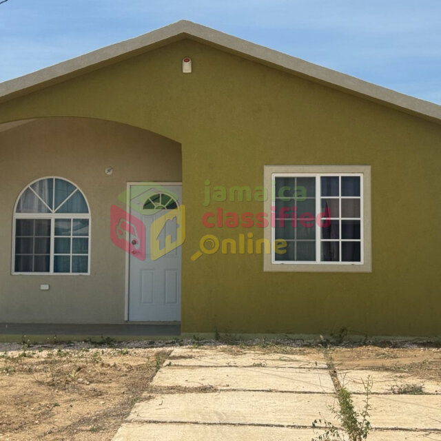 Charming 2 Bedrooms Available In Phoenix Village Houses Greater Portmore