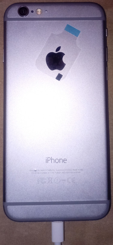 IPhone 6 Refurbished 66+BH CS Needed 