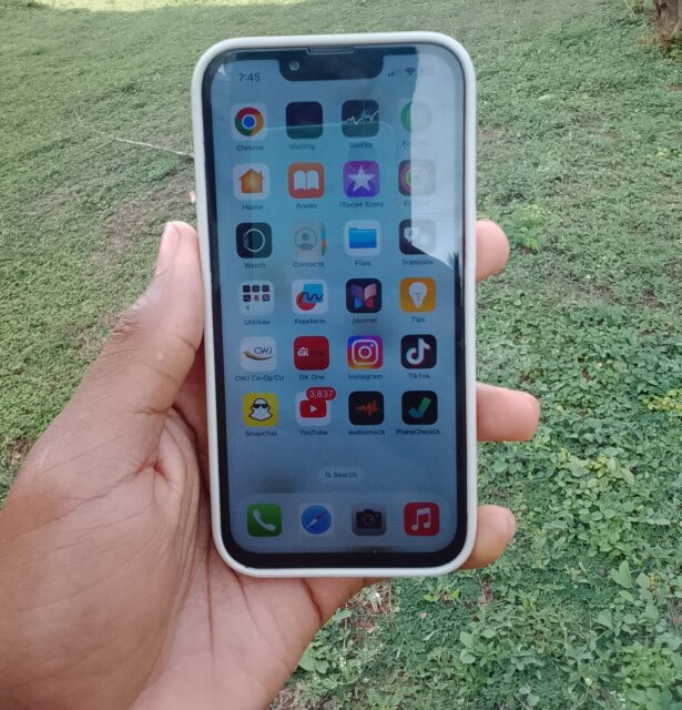 IPhone 13 Other Market Spanish Town