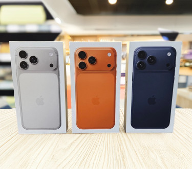 Iphone 17 Pro Max 1T Phones Andrew