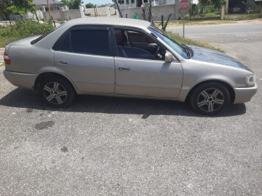 Toyota Corolla 111