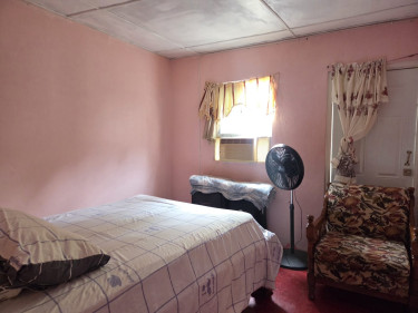3 Bed, 2 Bath House For Sale Salt Ave, Clarendon