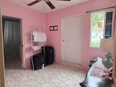 3 Bed, 2 Bath House For Sale Salt Ave, Clarendon