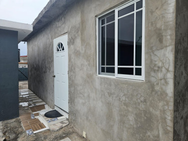 3 Bed, 2 Bath House For Sale Salt Ave, Clarendon