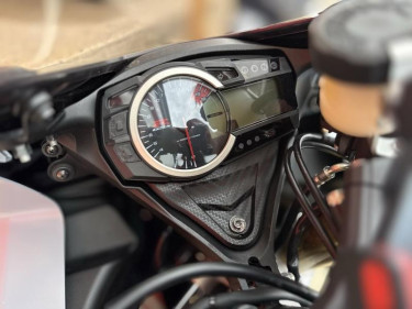 2023 Suzuki GSX-R750 WhatsApp ‪+17203061962‬