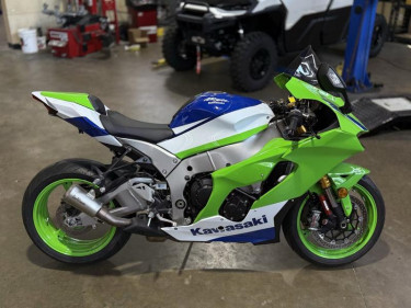 2024 Kawasaki Ninja ZX10R 40th Anniversary Edition