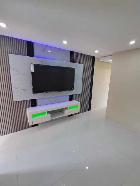 Newly Remodelled 1 Bedroom Apt For Sale Apartments Skyline Close