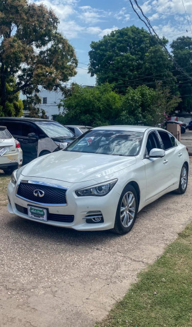 2017 Nissan Skyline