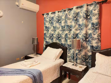 2 Bedroom