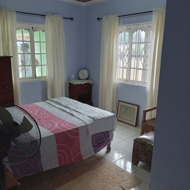  6 Bedroom