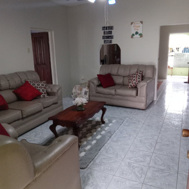  6 Bedroom