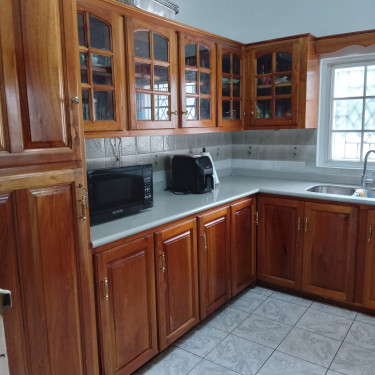  6 Bedroom