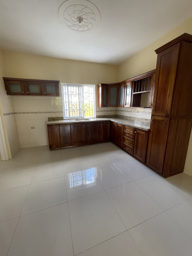 2 Bed, 2 Bath Apartment With Pool. Airbnb Approved Apartments Retirement Road