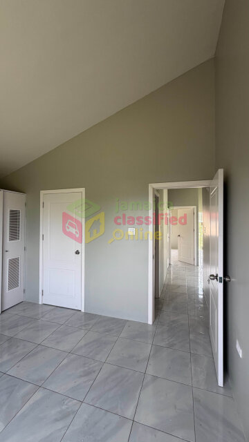 2 Bedroom For Rent In Gated Community, Camelot