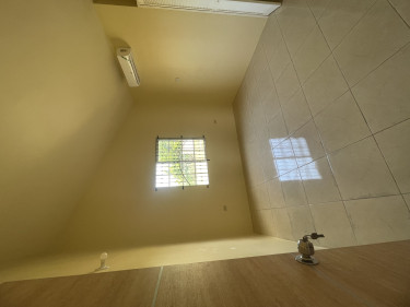 Charming 2 Bedrooms in Phoenix Park Village