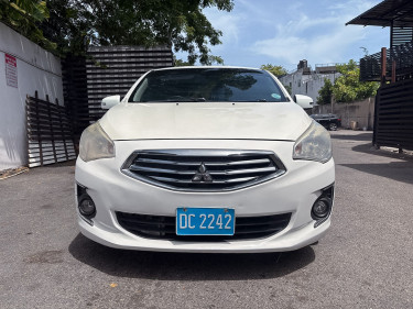 2017 Mitsubishi Attrage