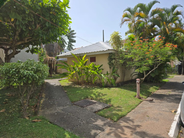 2 Bedroom