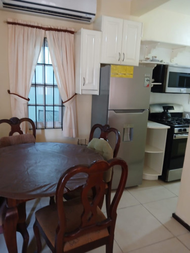 Stylish 1 Bedroom Flat, Fully Furnished
