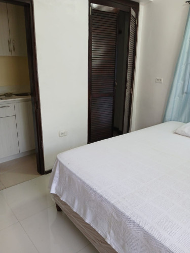 Stylish 1 Bedroom Studio Apartment in a Prime Location
