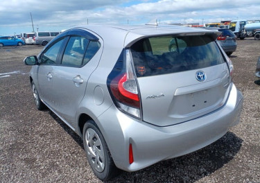 CLEAN PERFECT USED RHD 2021 TOYOTA AQUA