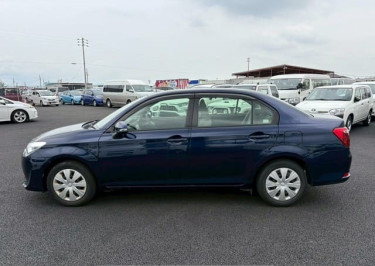 PERFECT CLEAN USED RHD 2017 TOYOTA COROLLA AXIO
