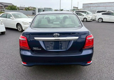 PERFECT CLEAN USED RHD 2017 TOYOTA COROLLA AXIO