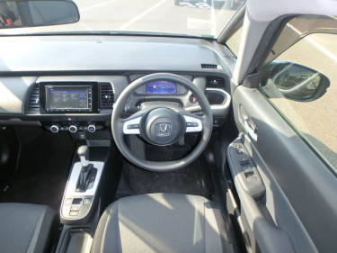 PERFECT CLEAN USED RHD 2020 Honda Fit