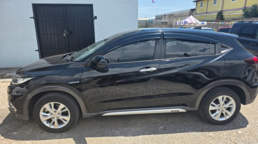 CLEAN USED RHD 2017 Honda Vezel