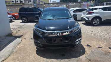 CLEAN USED RHD 2017 Honda Vezel