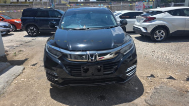 CLEAN USED RHD 2017 Honda Vezel