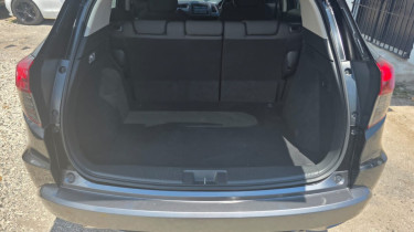 CLEAN USED RHD 2017 Honda Vezel