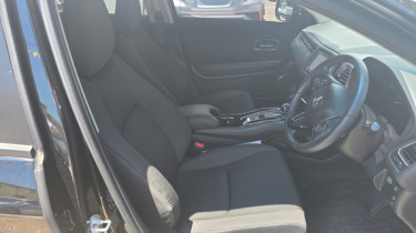 CLEAN USED RHD 2017 Honda Vezel