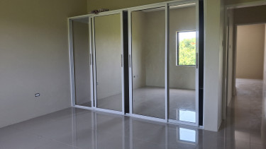 2 Bedroom,  2 Bathroom Apartment 