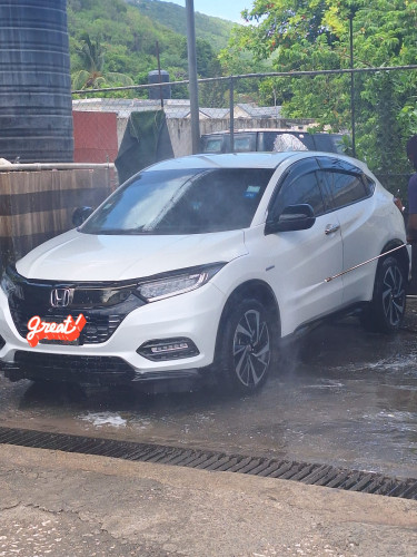 2020 HONDA VEZEL HYBRID RS SPECS