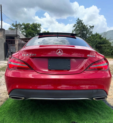 2018 Mercedes-Benz 