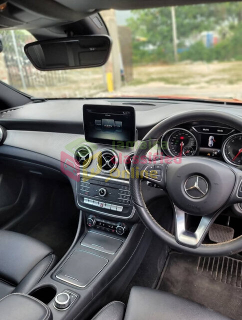 2018 Mercedes-Benz
